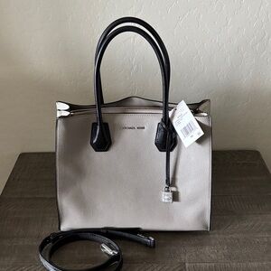Michael Kors Large Mercer